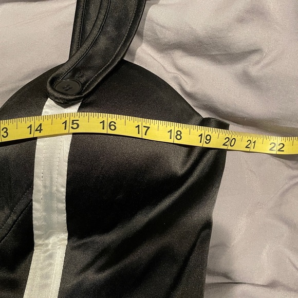 Black and White Corset - Picture 9 of 13